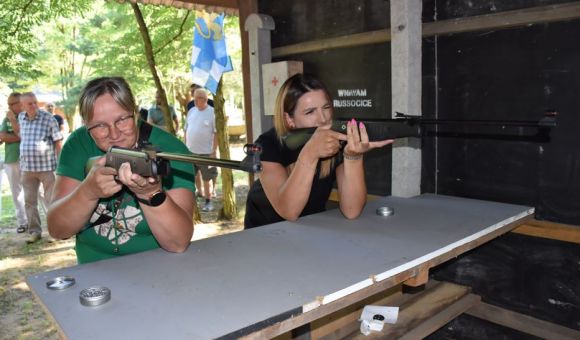 Strzeleckie zmagania Samorządowców z gminy Władysławów