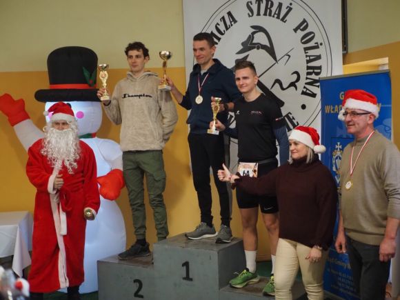 W pogoni za Mikołajem, czyli sportowe emocje w Chylinie już po raz czwarty